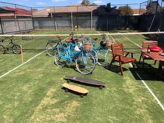 4 unisex Bikes, we also have scooters and skate boards, kids bikes and bikes suitable for the Brighton Pump Track only 200m away